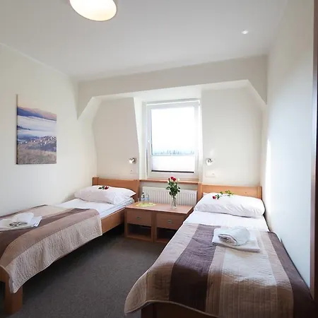 Osrodek Szkoleniowo- Wypoczynkowy Szarotka * Istebna