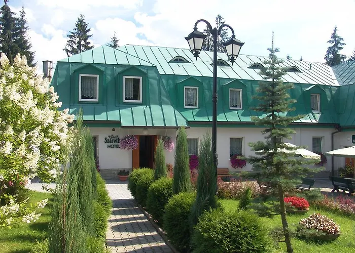 אתר נופש Osrodek Szkoleniowo- Wypoczynkowy Szarotka איסטבנה