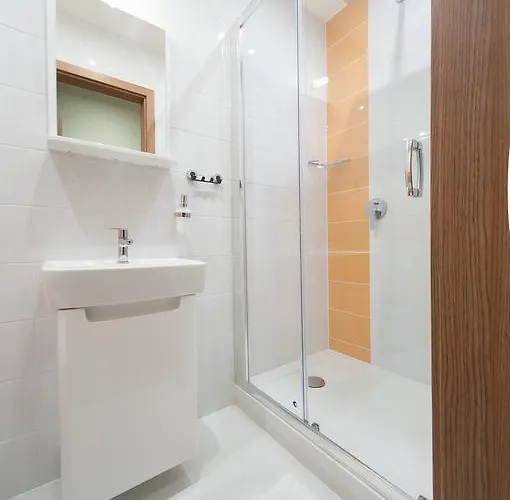 Osrodek Szkoleniowo- Wypoczynkowy Szarotka אתר נופש איסטבנה