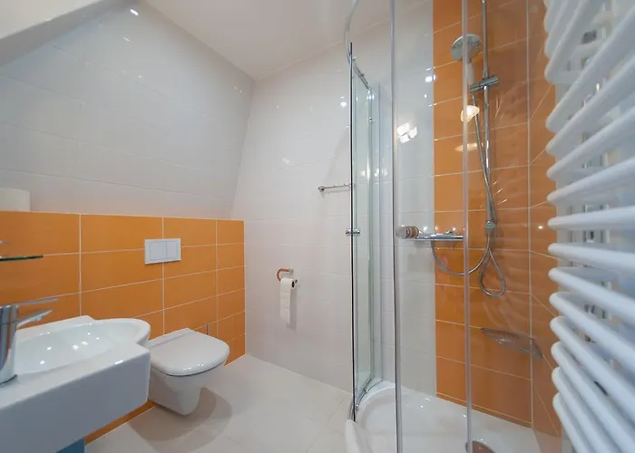 אתר נופש Osrodek Szkoleniowo- Wypoczynkowy Szarotka איסטבנה