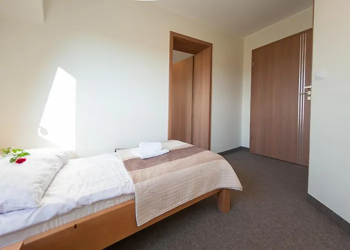 Osrodek Szkoleniowo- Wypoczynkowy Szarotka איסטבנה