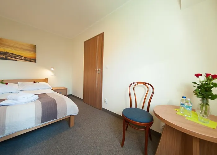 Osrodek Szkoleniowo- Wypoczynkowy Szarotka אתר נופש