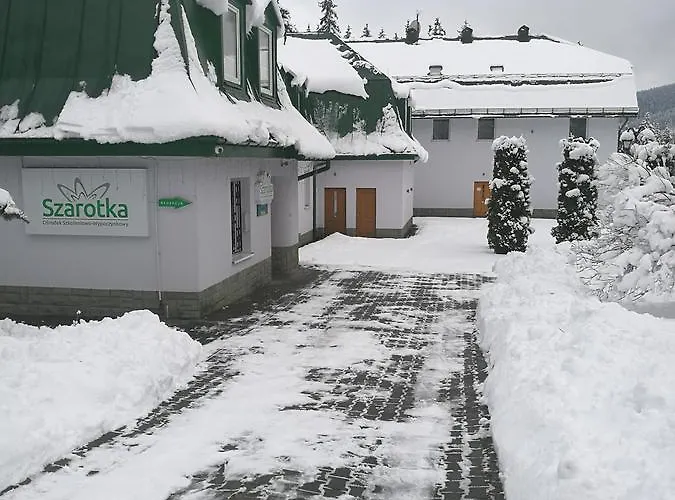 Osrodek Szkoleniowo- Wypoczynkowy Szarotka אתר נופש